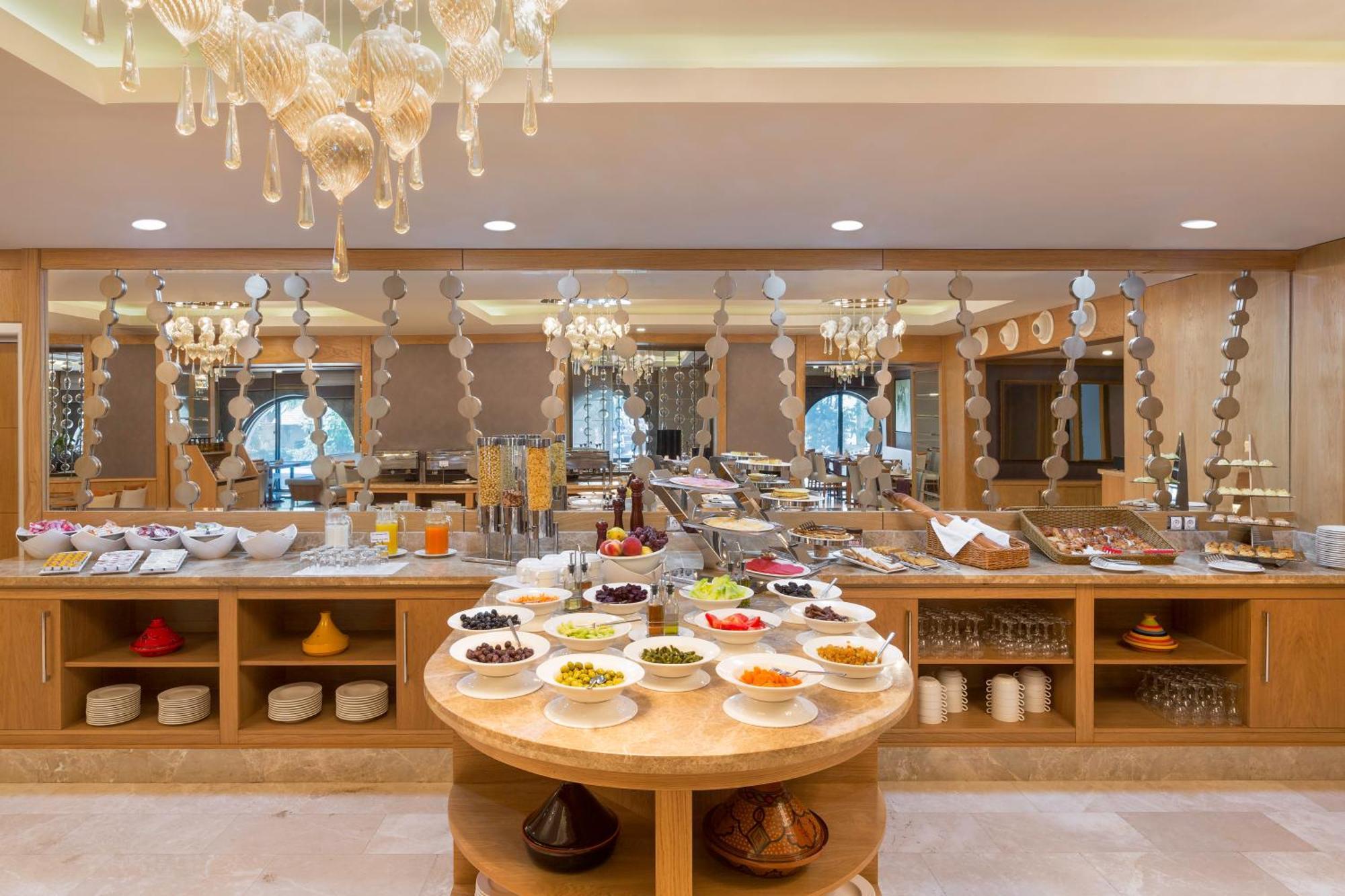 Hotel & Restaurant Sétif Екстериор снимка