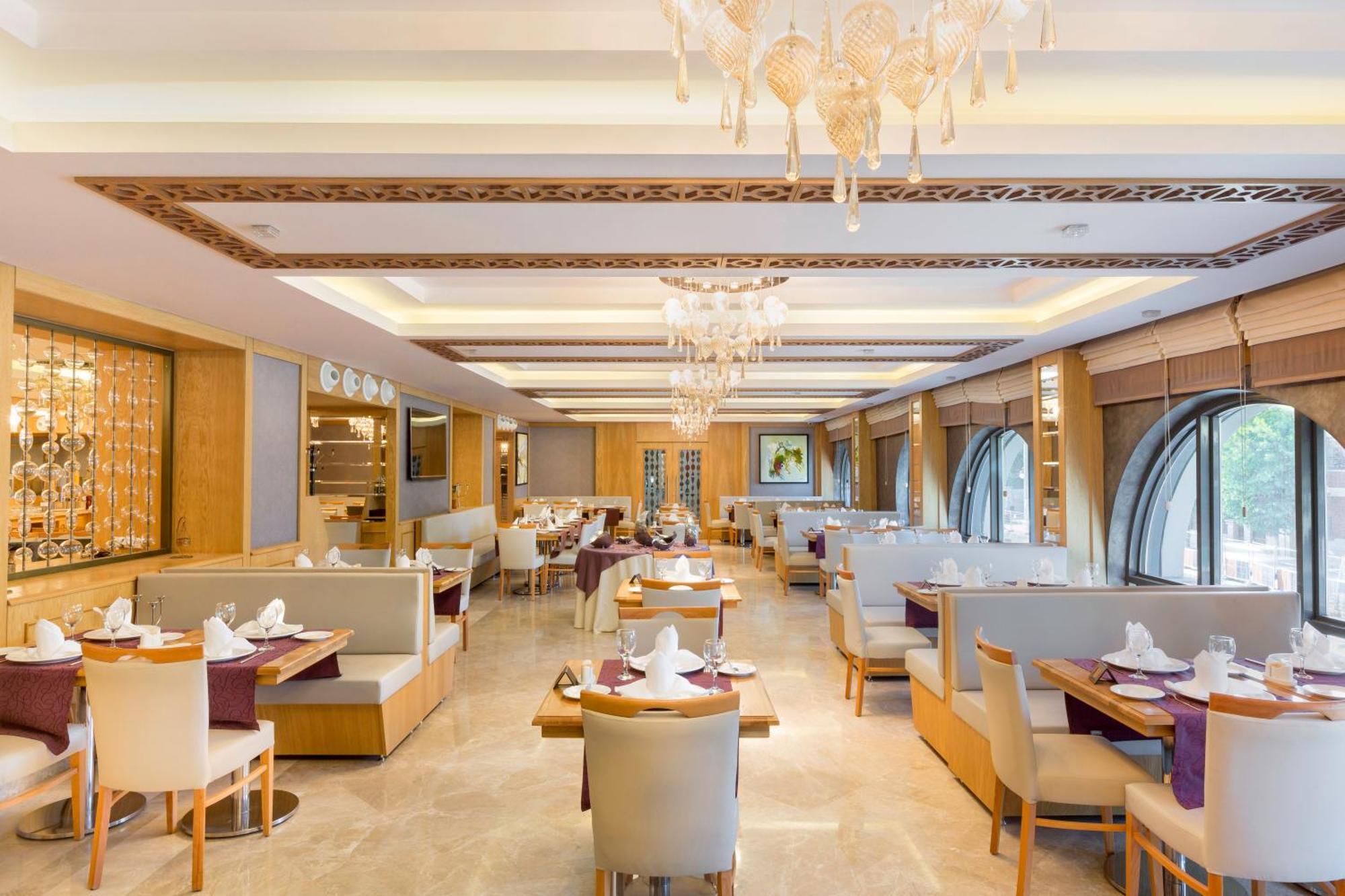 Hotel & Restaurant Sétif Екстериор снимка